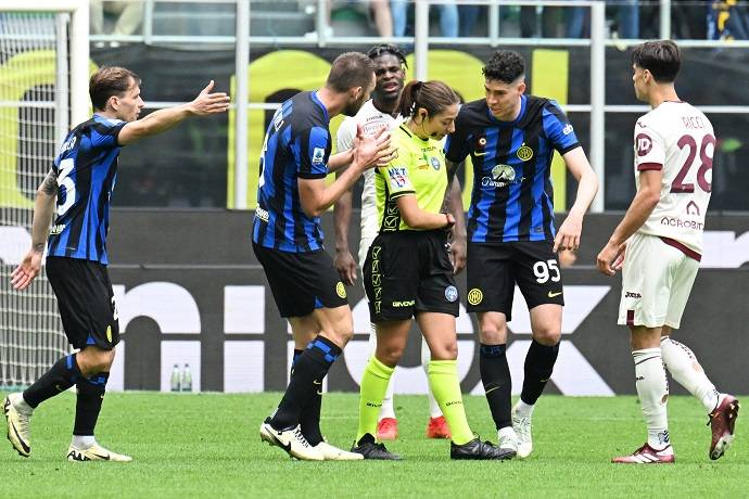 Soi kèo phạt góc Inter Milan vs Torino, 1h45 ngày 6/10